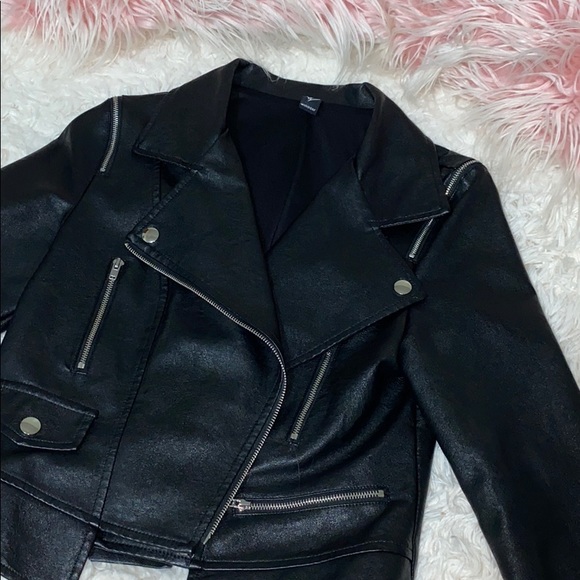 🦋🖤black leather jacket🖤🦋 - Picture 2 of 11